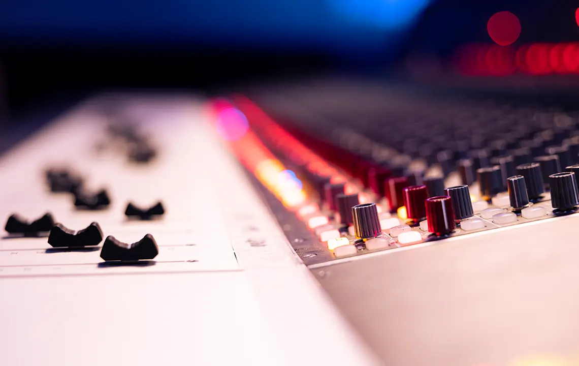 The Benefits of AV Rental Services for Small Businesses