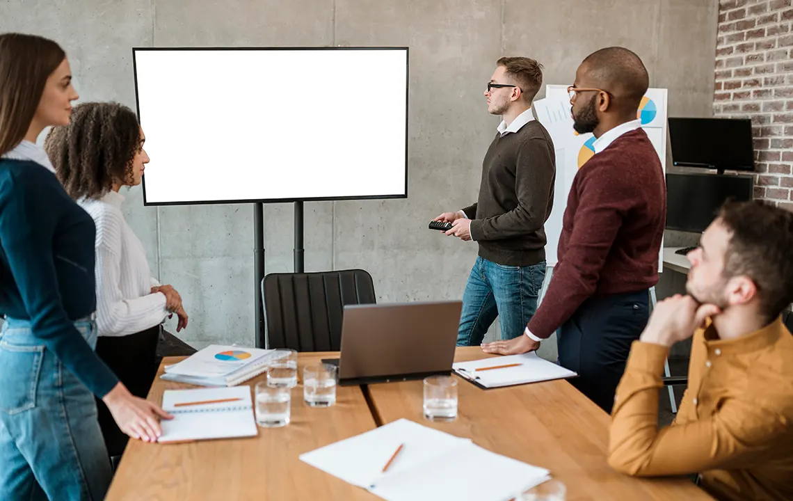 Where to Rent Projector and Screen